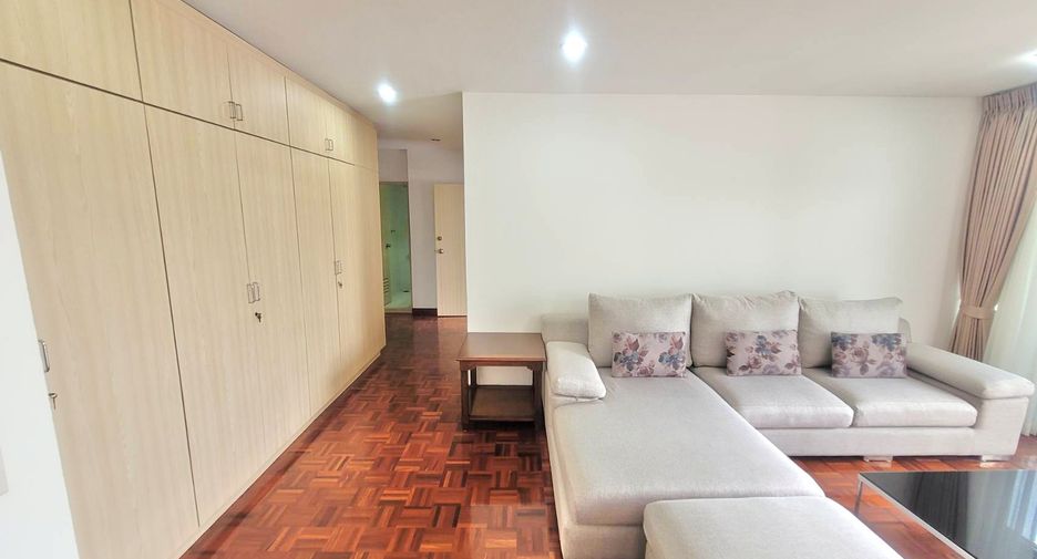For rent 3 ベッドルーム condo in Watthana, Bangkok