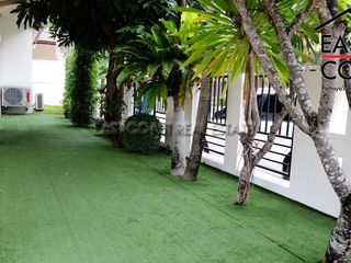 Casa en alquiler de 3 habitaciones en Bang Lamung, Chonburi