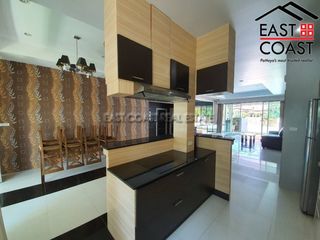 Casa en alquiler de 3 habitaciones en Bang Lamung, Chonburi