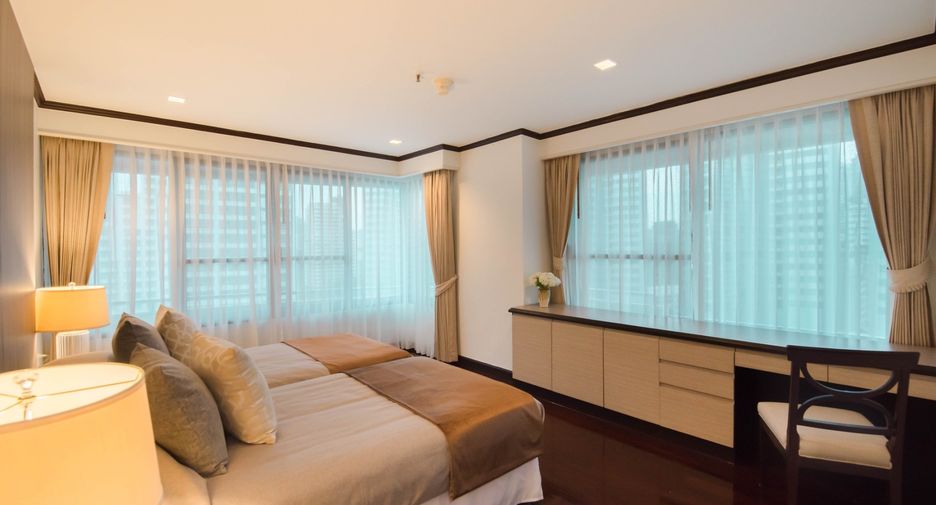 À louer 3 chambres condo à Khlong Toei, Bangkok