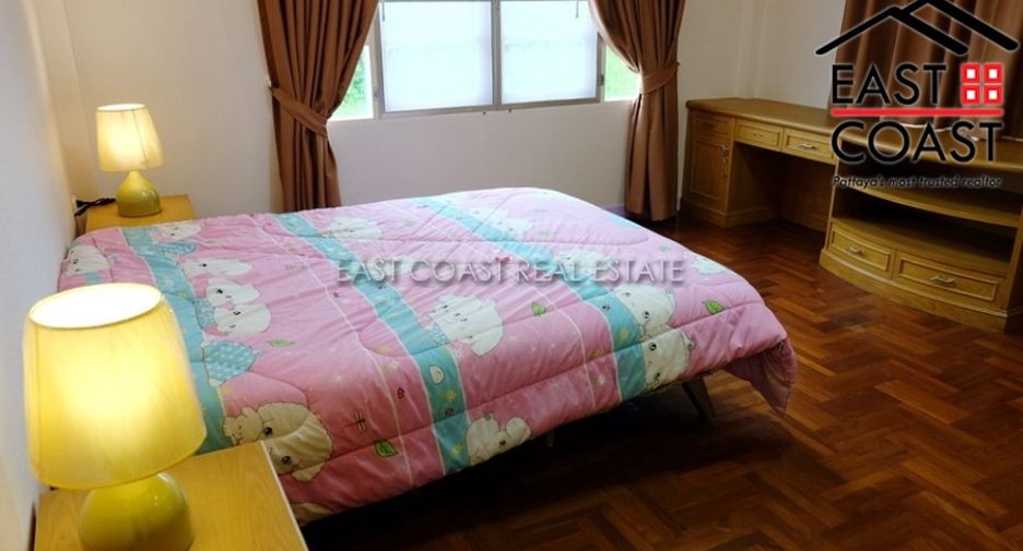 For rent 4 bedrooms house in East Pattaya, Pattaya