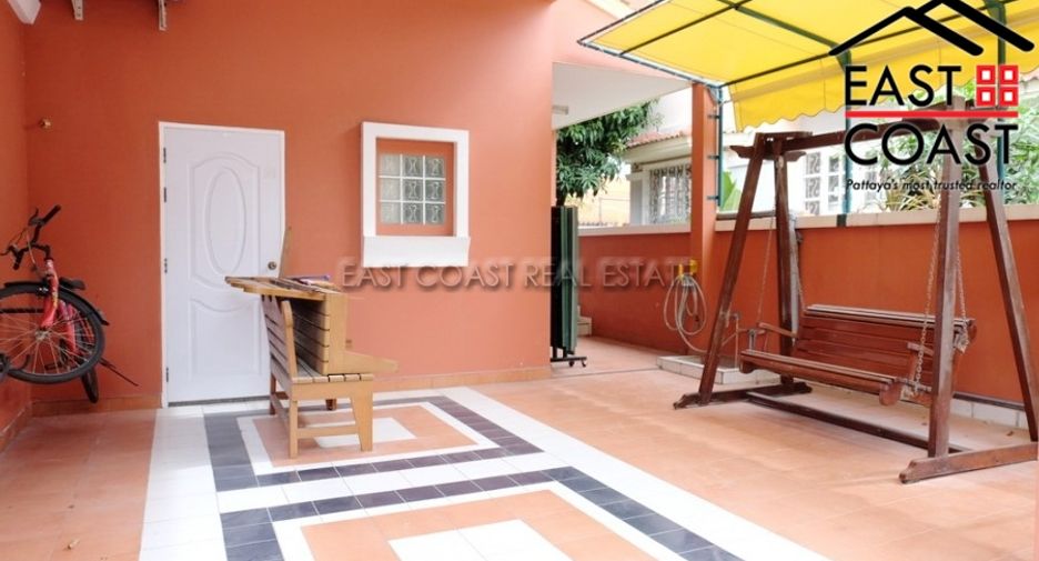 For rent 4 bedrooms house in East Pattaya, Pattaya
