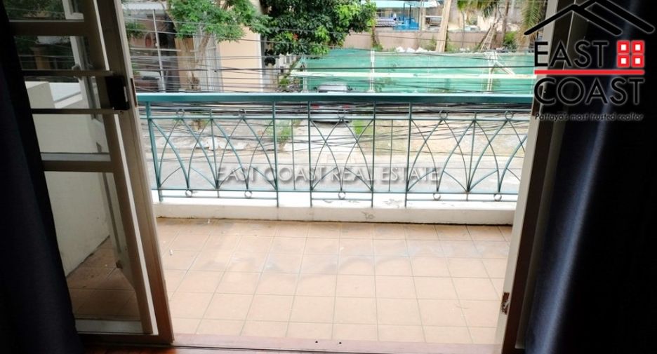 For rent 4 bedrooms house in East Pattaya, Pattaya