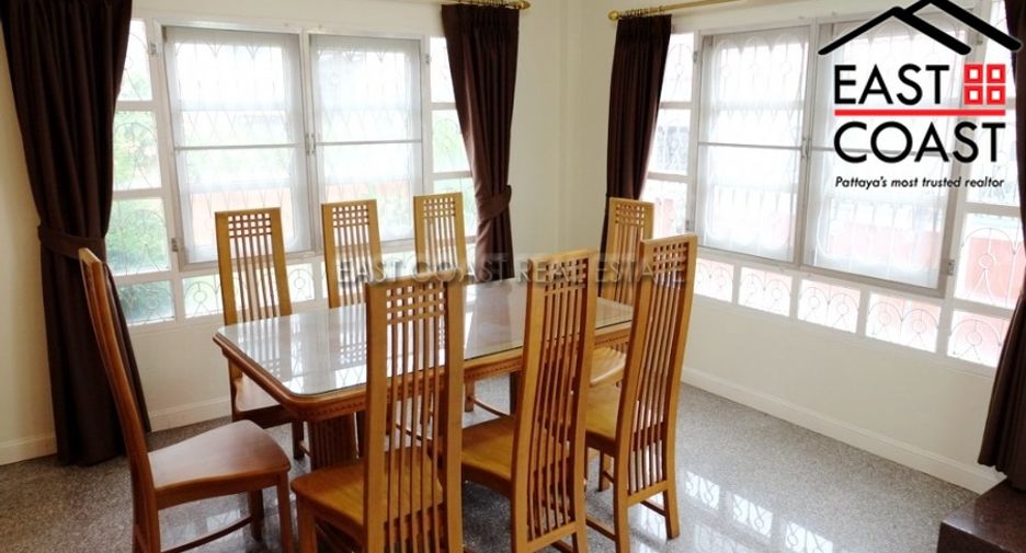 For rent 4 bedrooms house in East Pattaya, Pattaya
