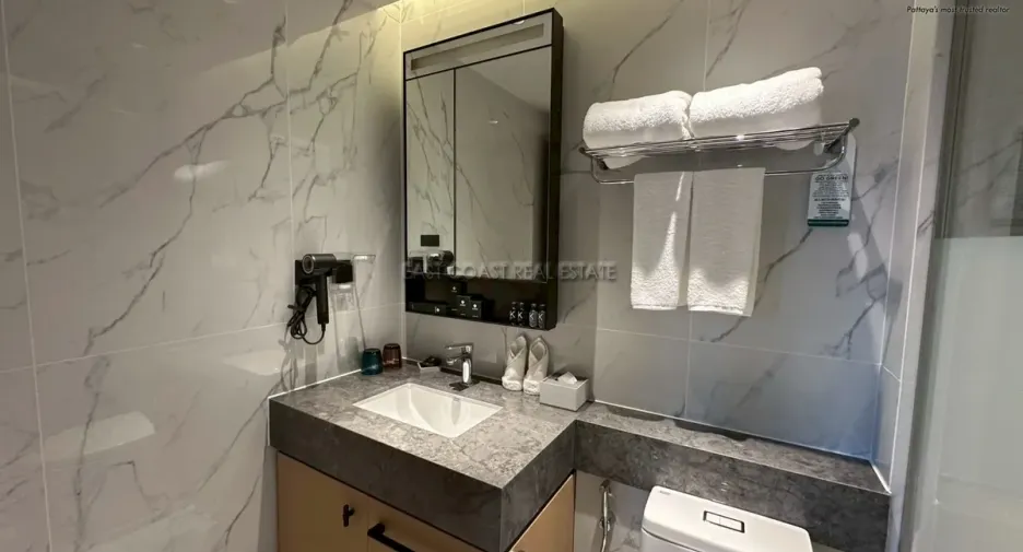 For rent 1 bed condo in Bang Lamung, Chonburi
