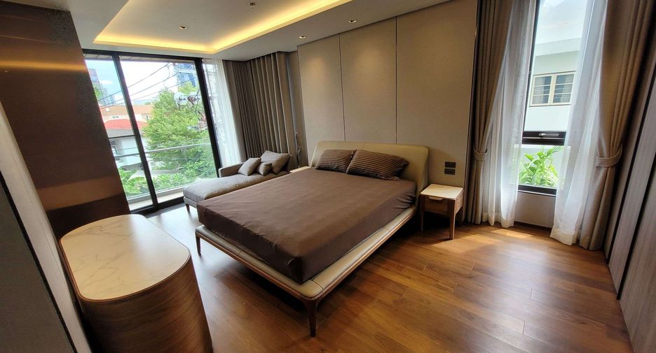 Wohnung zur Miete mit 2 Zimmer in Khlong Toei, Bangkok