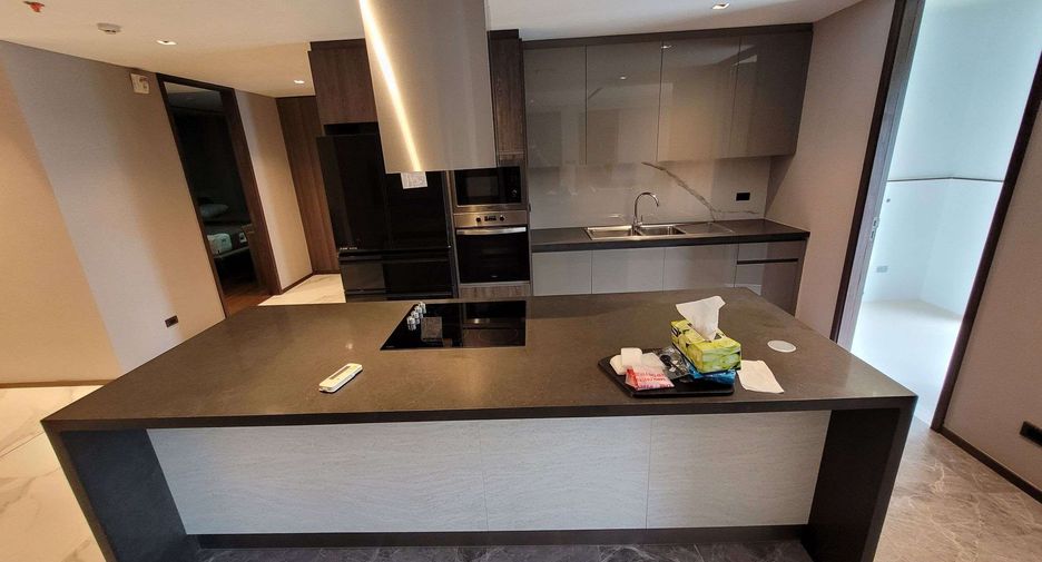 Wohnung zur Miete mit 2 Zimmer in Khlong Toei, Bangkok