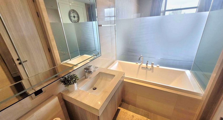 For rent and for sale 1 bed condo in Khlong Toei, Bangkok