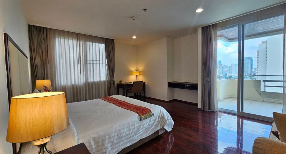 For rent 3 ベッドルーム condo in Watthana, Bangkok