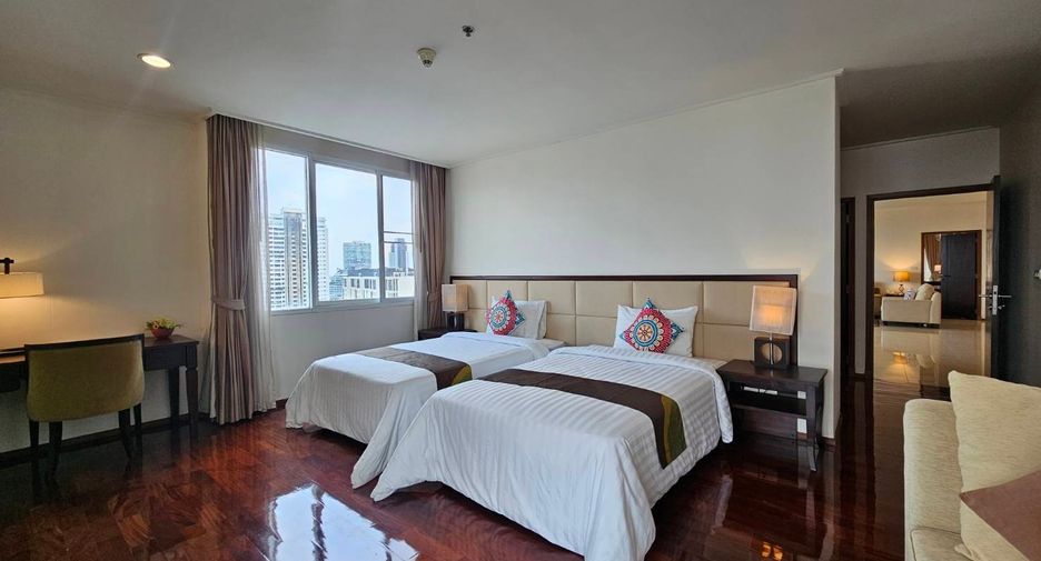 For rent 3 ベッドルーム condo in Watthana, Bangkok