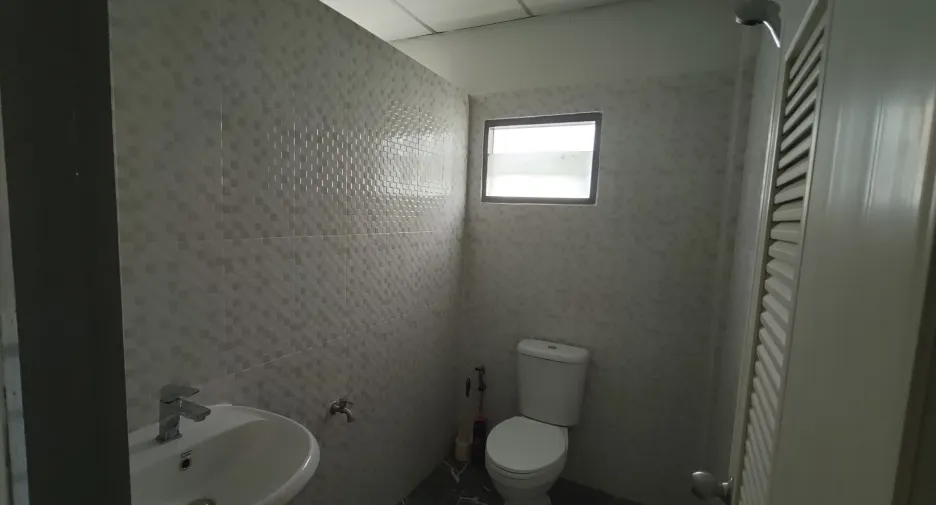 Reihenhaus zum Kauf mit 2 Zimmer in Chum Phae, Khon Kaen