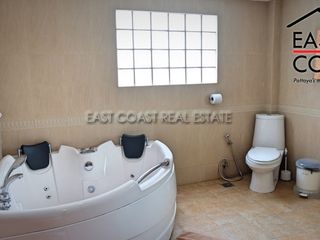 Wohnung zur Miete mit 1 Zimmer in Bang Lamung, Chonburi