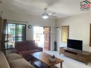 À louer 3 chambres maison à Bang Lamung, Chonburi