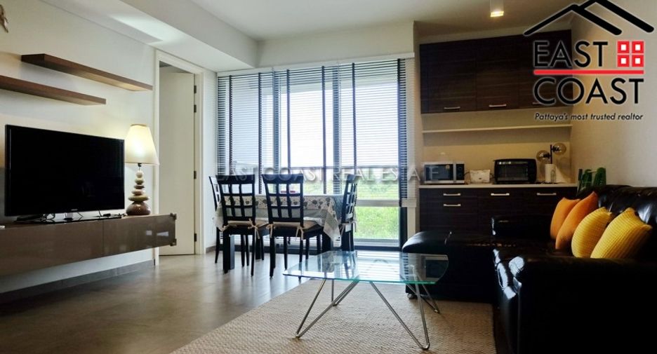 For rent 2 bedrooms condo in North Pattaya, Pattaya