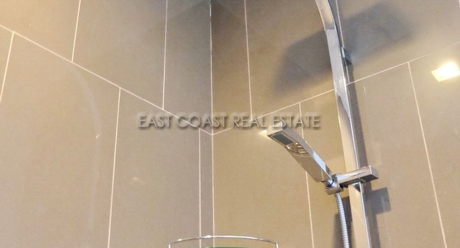 For rent 2 bedrooms condo in North Pattaya, Pattaya