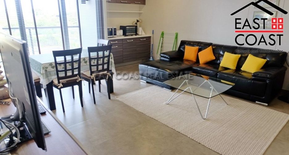 For rent 2 bedrooms condo in North Pattaya, Pattaya