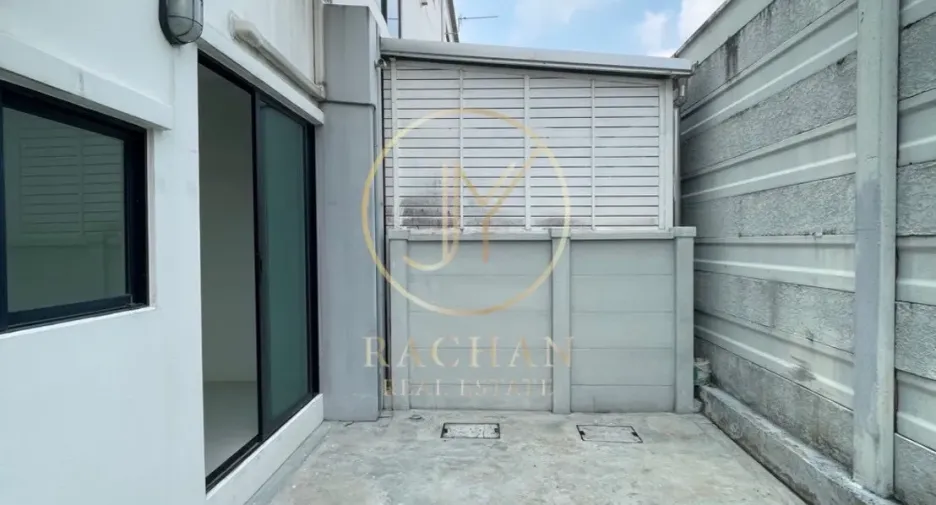 For sale 3 bedrooms townhouse in Bang Kruai, Nonthaburi