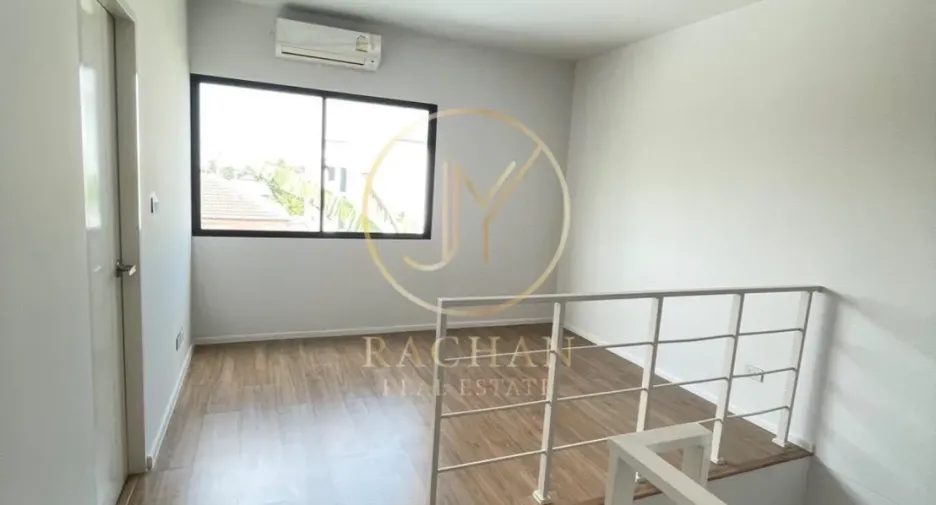 For sale 3 bedrooms townhouse in Bang Kruai, Nonthaburi