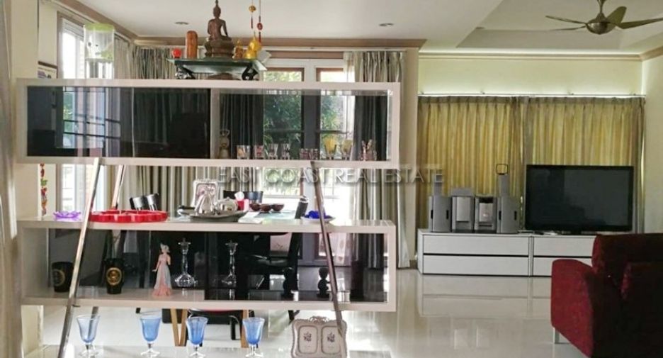 À louer 3 chambres maison à East Pattaya, Pattaya