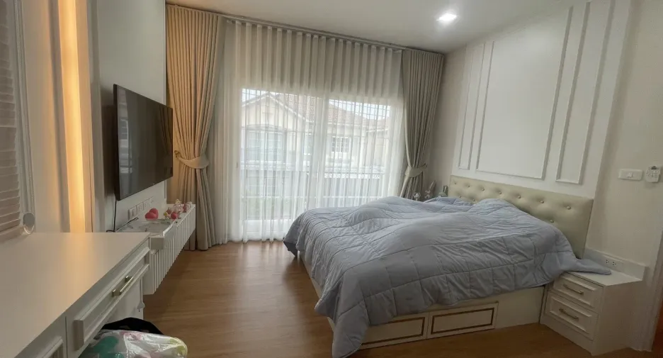 For rent and for sale 4 bedrooms house in Mueang Samut Sakhon, Samut Sakhon