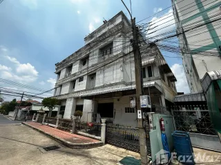 出售 土地 在 Pak Kret, Nonthaburi