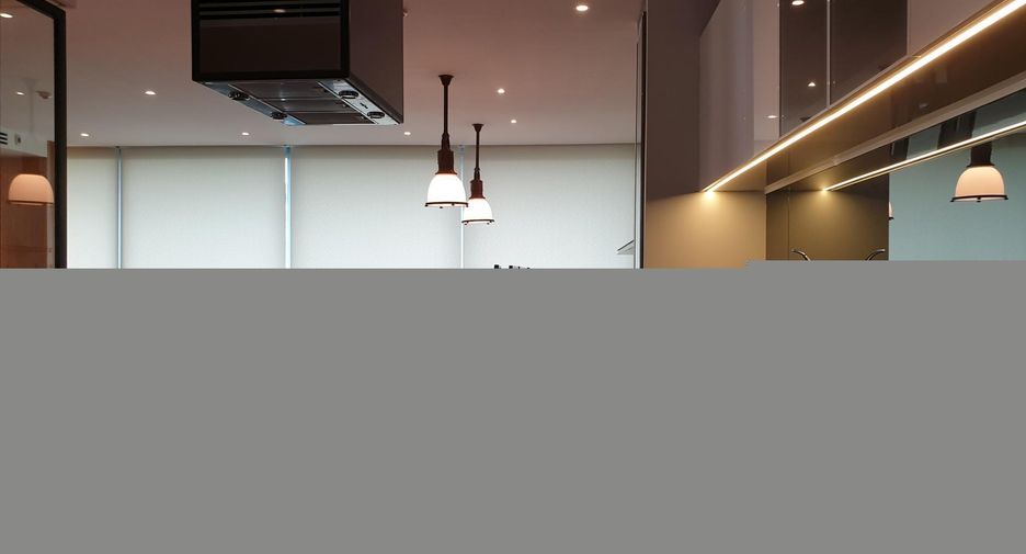 For rent 3 bedrooms condo in Watthana, Bangkok