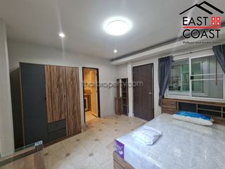 À louer 4 chambres maison à Bang Lamung, Chonburi