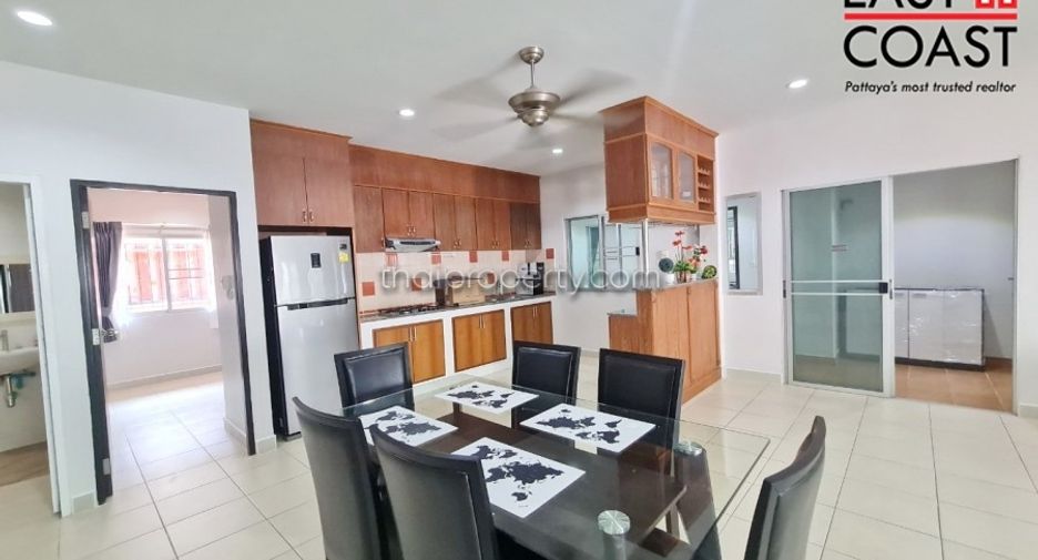 Casa en alquiler de 4 habitaciones en East Pattaya, Pattaya