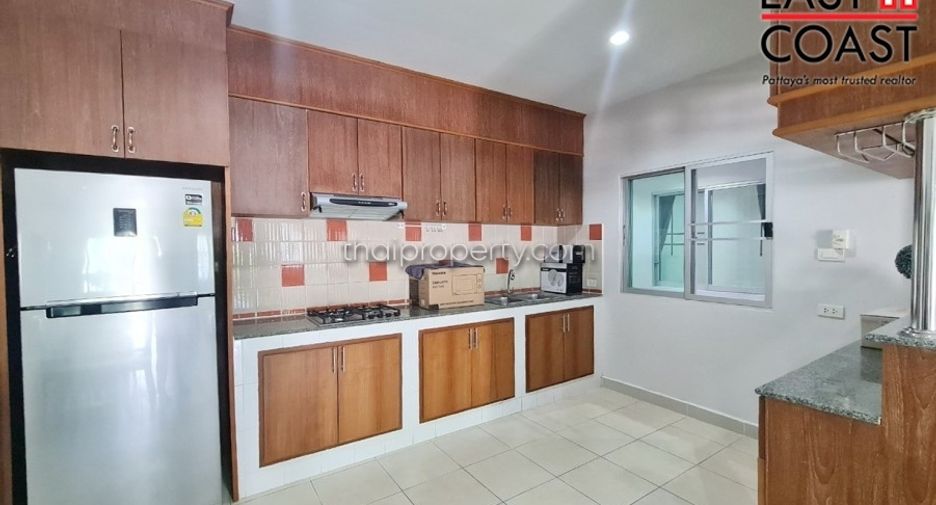 Casa en alquiler de 4 habitaciones en East Pattaya, Pattaya