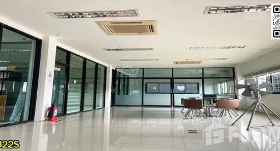 Casa en venta de estudio en Krathum Baen, Samut Sakhon