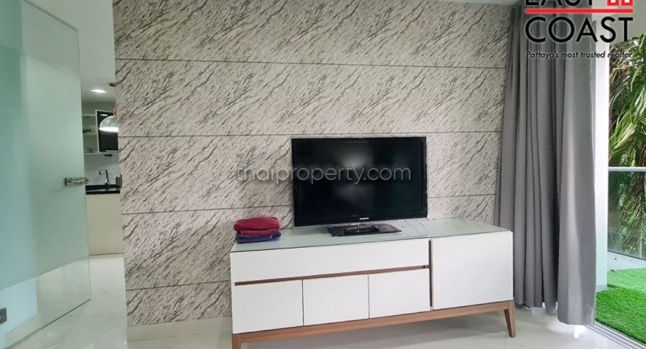 For rent 2 bedrooms condo in North Pattaya, Pattaya