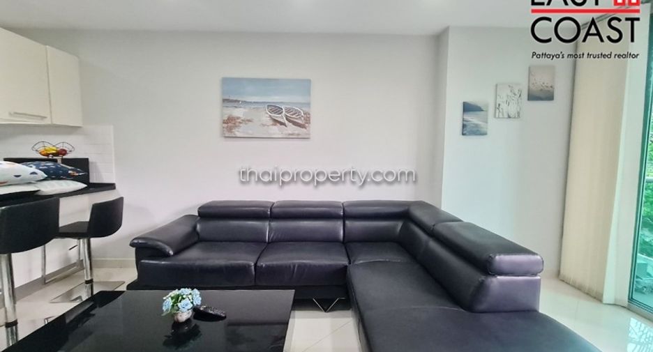 For rent 2 bedrooms condo in North Pattaya, Pattaya