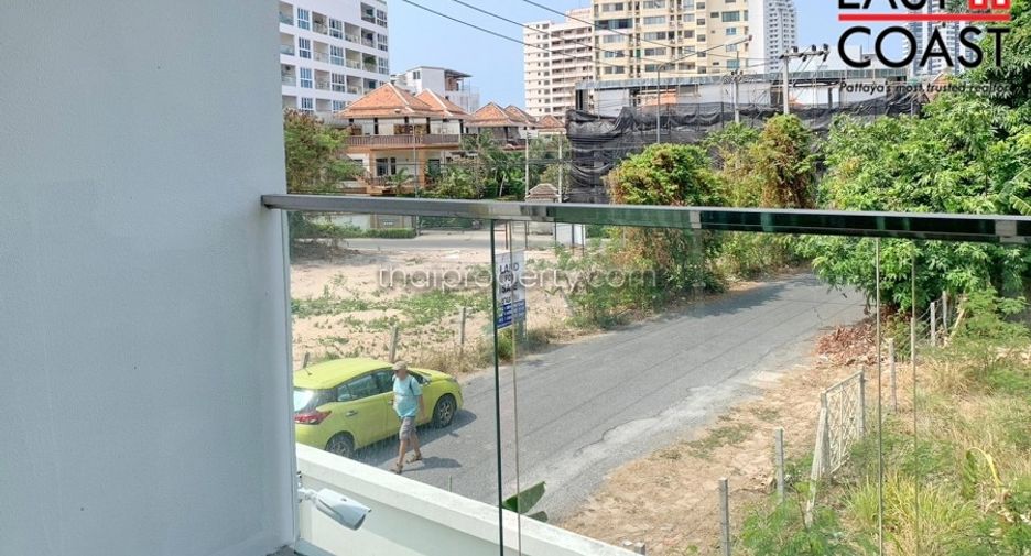For rent 2 bedrooms condo in Pratumnak, Pattaya