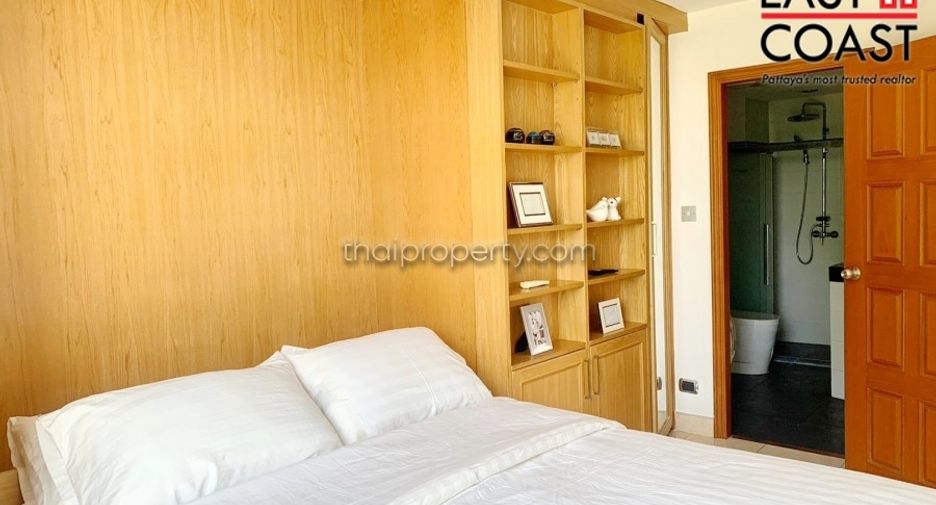 For rent 2 bedrooms condo in Pratumnak, Pattaya