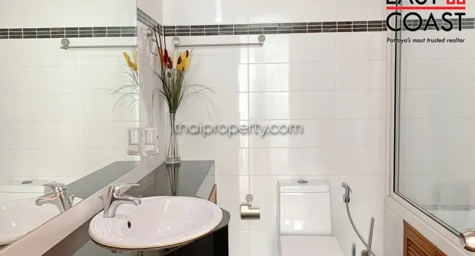 For rent 2 bedrooms condo in Mueang Rayong, Rayong