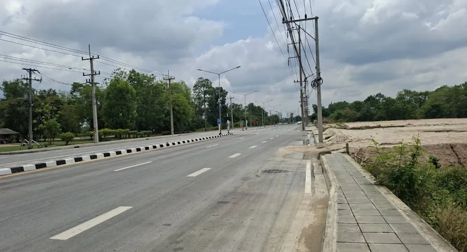 For sale land in Nong Khayang, Uthai Thani