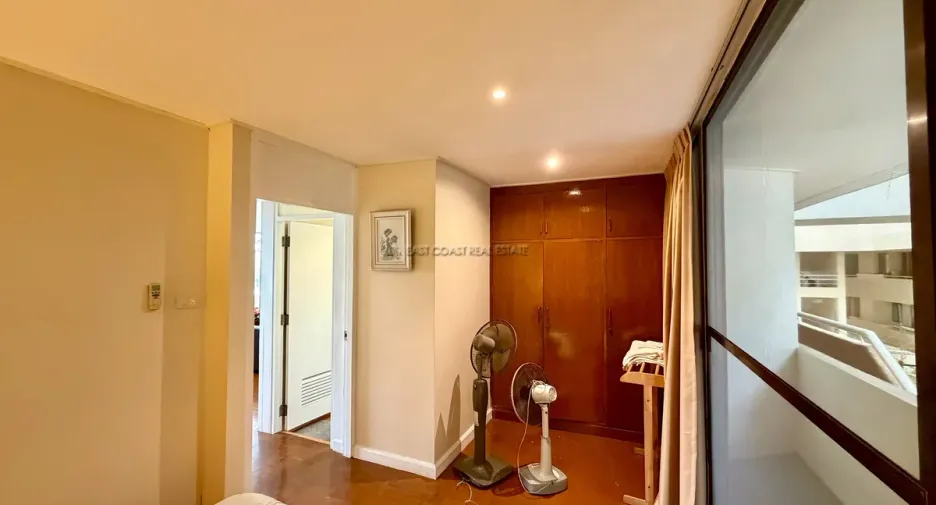 For rent 2 bedrooms condo in Jomtien, Pattaya