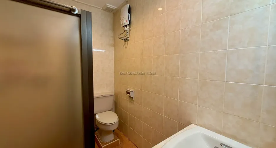 For rent 2 bedrooms condo in Jomtien, Pattaya