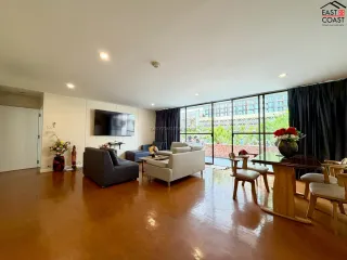 For rent 2 bedrooms condo in Bang Lamung, Chonburi