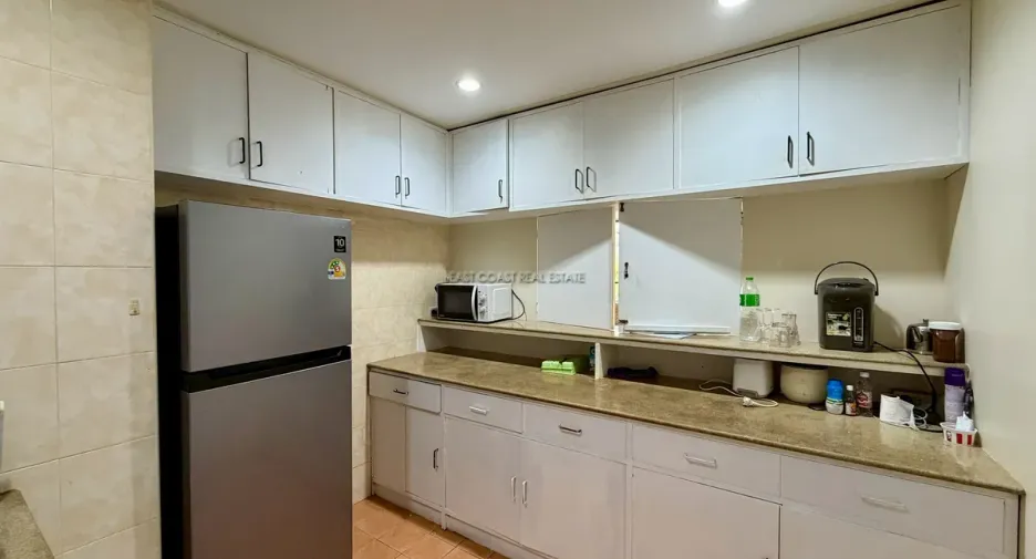 For rent 2 bedrooms condo in Jomtien, Pattaya