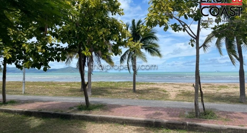 For rent 2 bedrooms condo in Sattahip, Chonburi