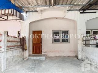 Продажа 2 спальни таунхаус в Sai Noi, Нонтабури