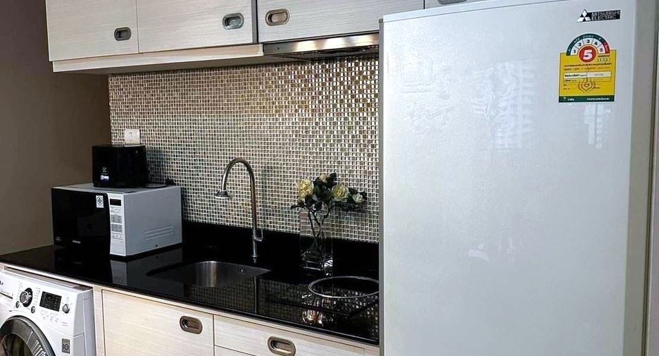 For rent 1 bed condo in Khlong Toei, Bangkok