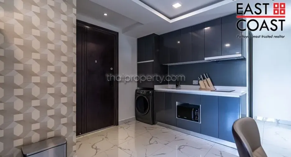 For rent 2 bedrooms condo in Bang Lamung, Chonburi