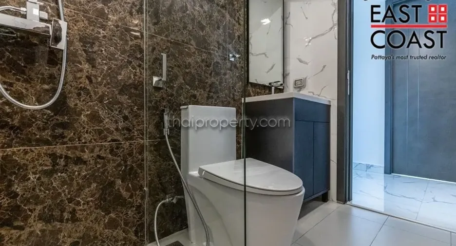 For rent 2 bedrooms condo in Bang Lamung, Chonburi