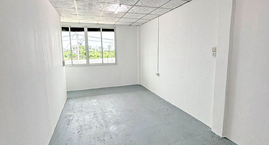 Local comercial en venta de 7 habitaciones en Mueang Nakhon Pathom, Nakhon Pathom