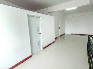 出售 7 卧室 商业空间 在 Mueang Nakhon Pathom, Nakhon Pathom