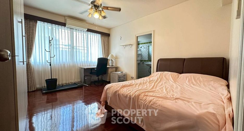À vendre 3 chambres condo à Khlong Toei, Bangkok