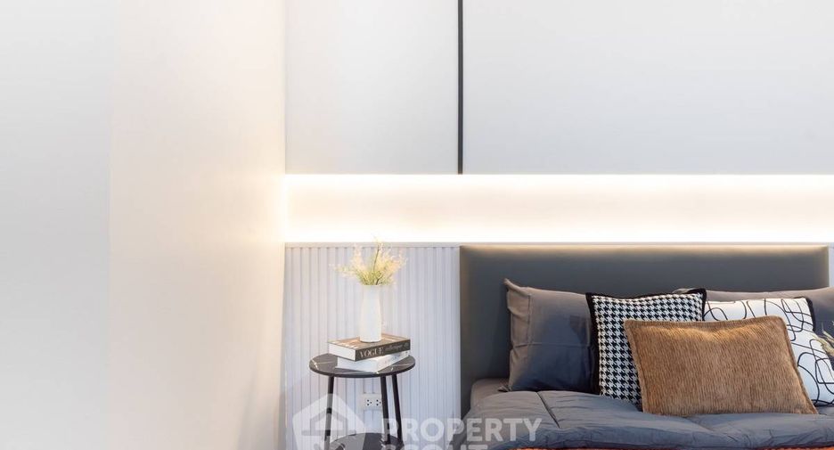 À vendre 2 chambres condo à Huai Khwang, Bangkok