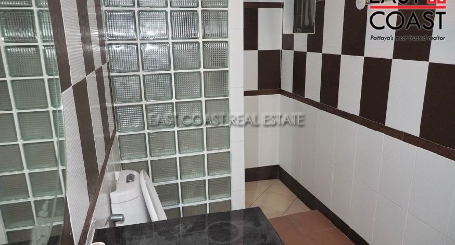 For rent 3 bedrooms house in East Pattaya, Pattaya